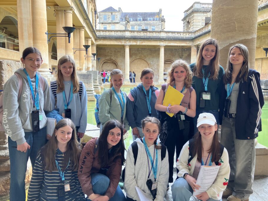 Lower 4 visit the Roman Baths