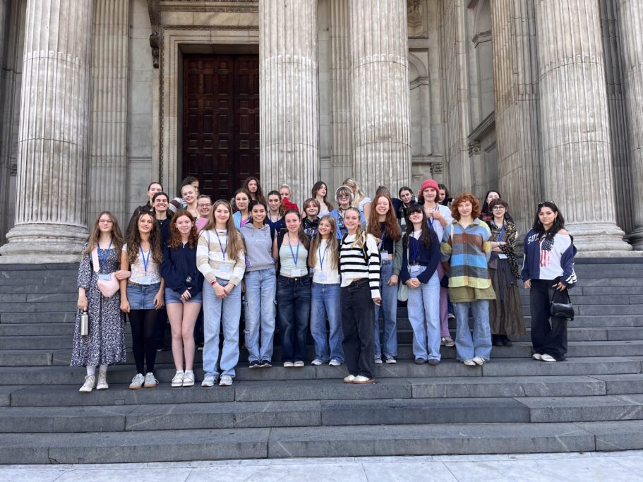 Brilliant Performing Arts Enrichment Trip to London
